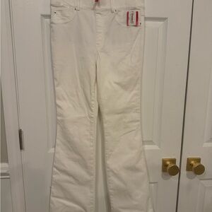 NWT SPANX White Flare Jeans Wide Leg M